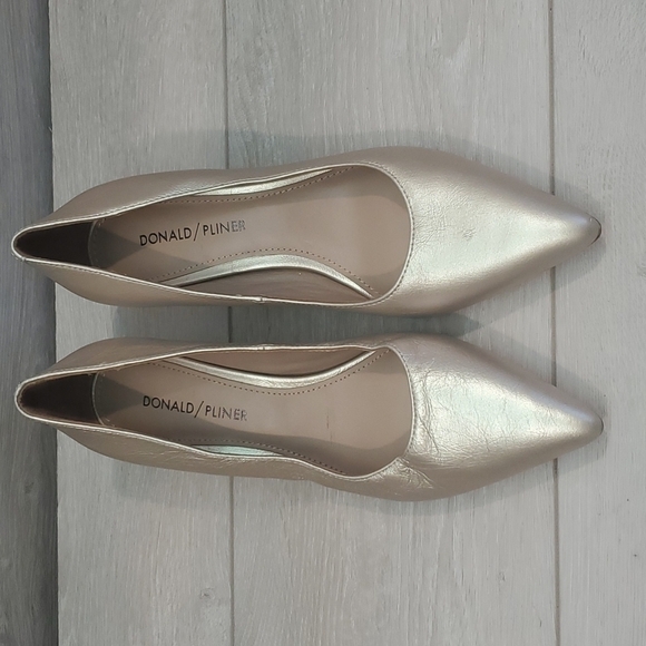 NEW Donald J Pliner Women Dress Heels Pointed Toe shoes sz 6.5M - Picture 4 of 12